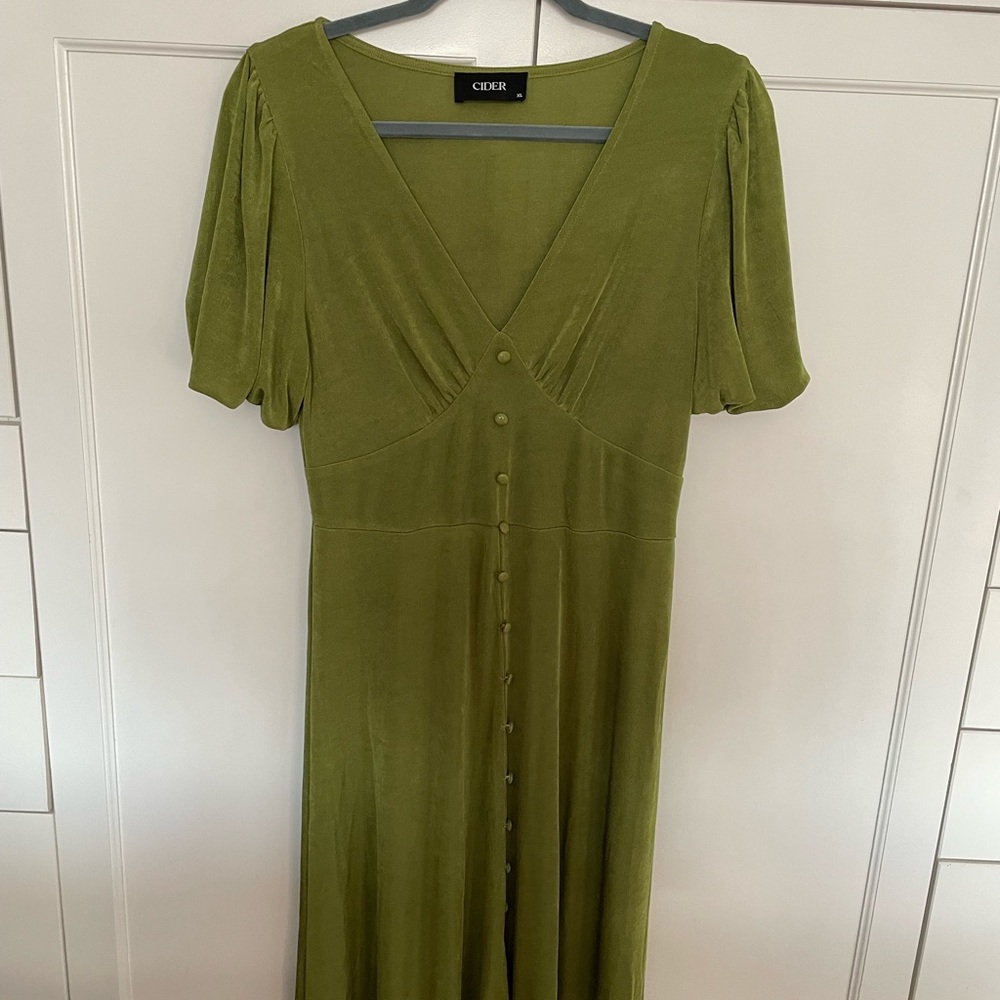 Midi Olive dress size XL